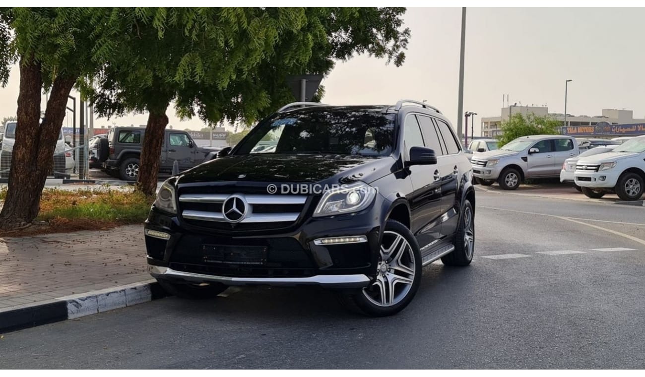 Mercedes-Benz GL 500 2015 4.7L Turbocharged V8 Partial Service History GCC Perfect Condition