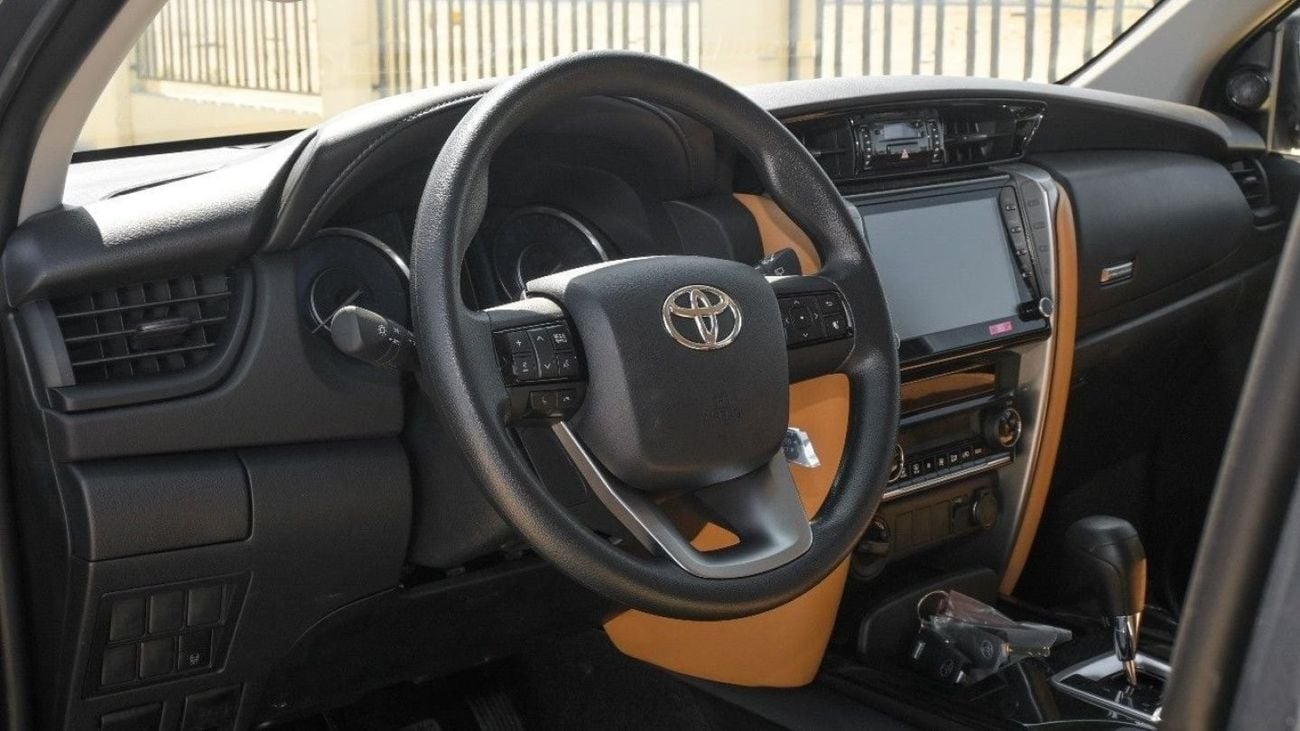 Toyota Fortuner TOYOTA FORTUNER 2.7 L 4*4 AC DEGITAL