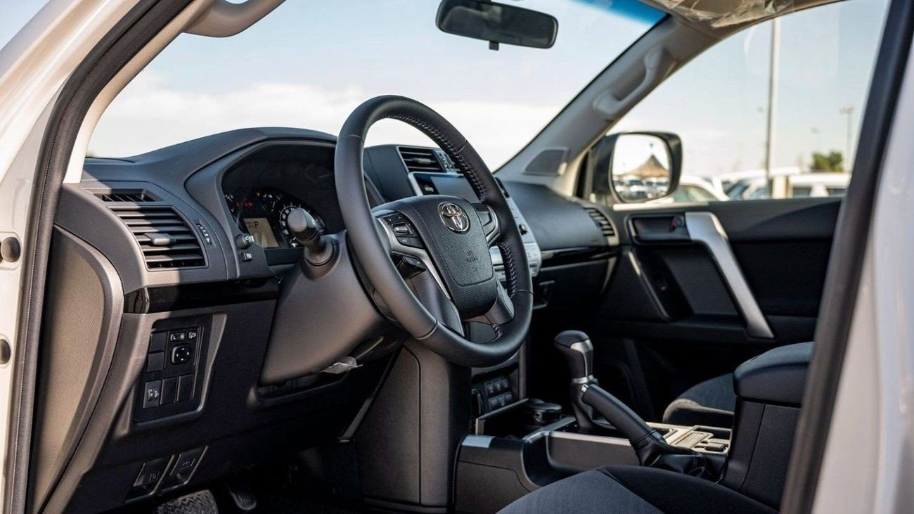 Toyota Prado TXL 2.8D AT MY2023 –White