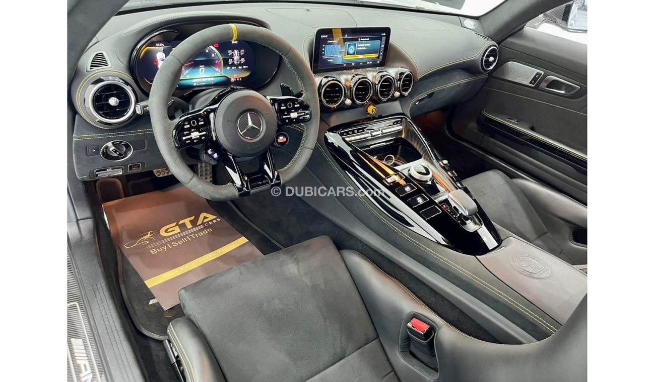Mercedes-Benz AMG GTR 2020 Mercedes GT R PRO, Full Service History, Warranty, GCC