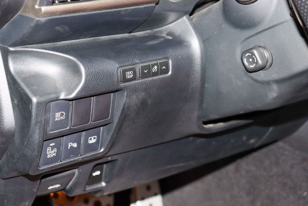 لكزس IS 350 F Sport Premier 3.5L Lexus Is350 F-Sport Platinum/ 2019 / GCC / V6 / Full Service History