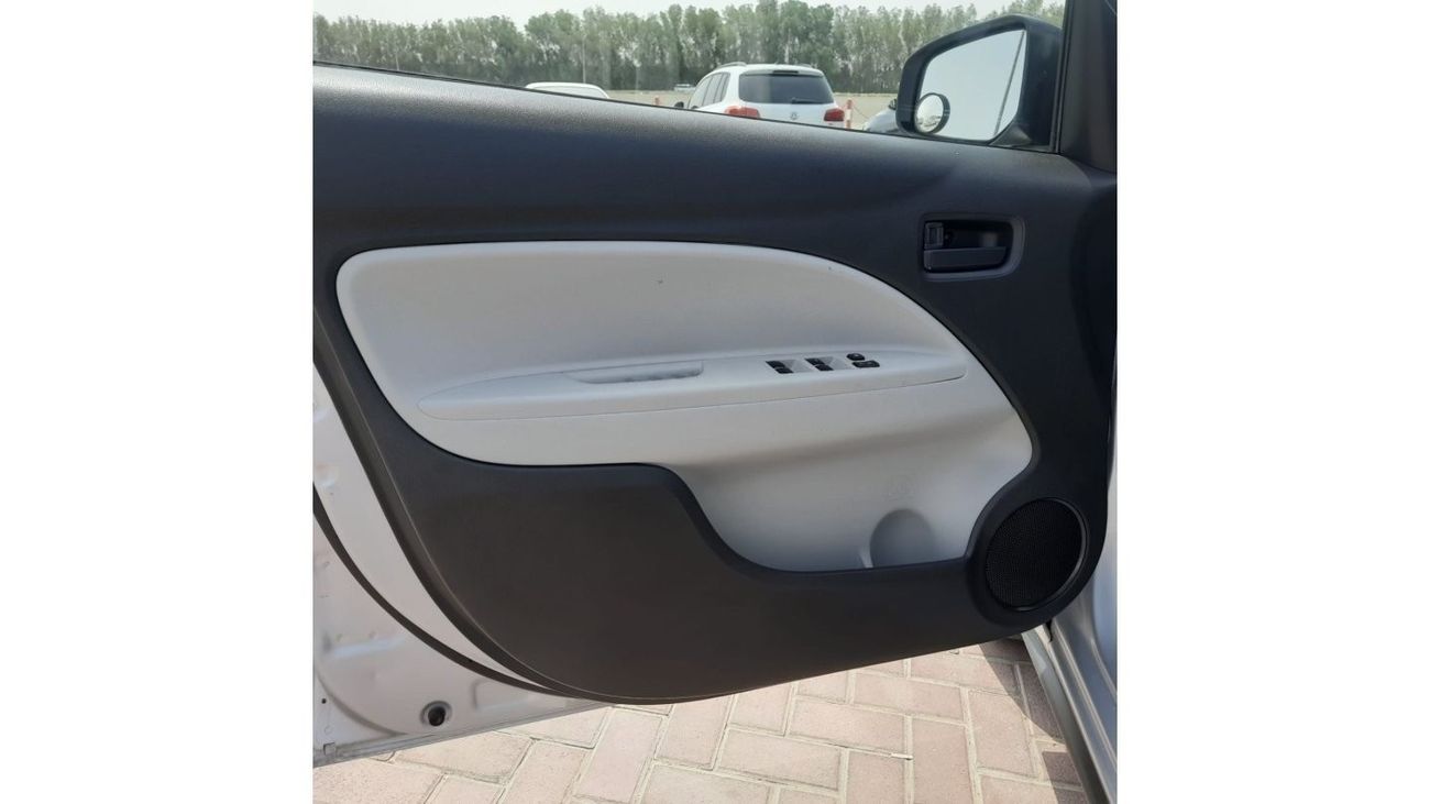 ميتسوبيشي ميراج GLX هايلاين