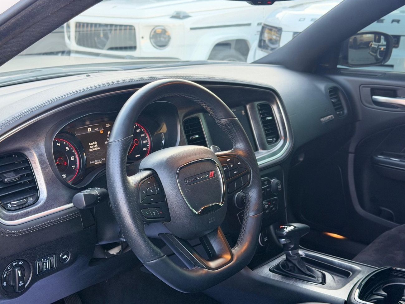 Dodge Charger SRT8 6.4L