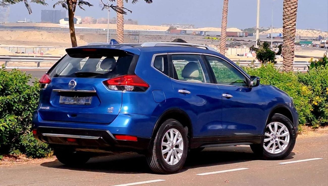 Nissan XTrail SV 2020 2.5L 4X4 GCC (1120/-MONTHLY)