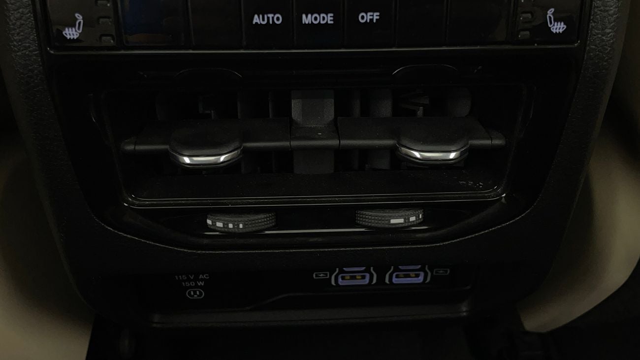 جيب جراند شيروكي LIMITED 3.6 | بدون دفعة مقدمة | اختبار القيادة في المنزل