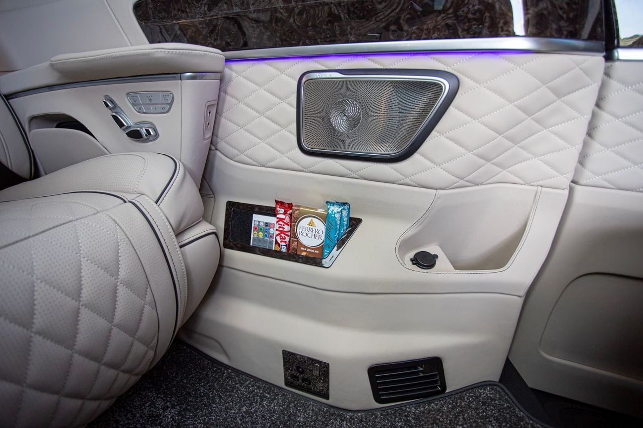 Mercedes Benz V300 AVANTGARDE Senzati® Jet Class® Oryx Edition® — Bespoke 6-Seat Silk Beige Leather | Mercedes-Benz Strategic Part