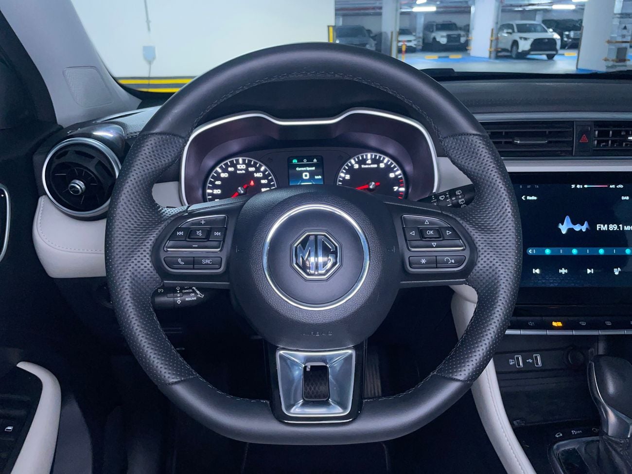 MG ZS 2025 LUXURY | AED 832/Month | 0 DP | 30 Day Return | Warranty | Service History