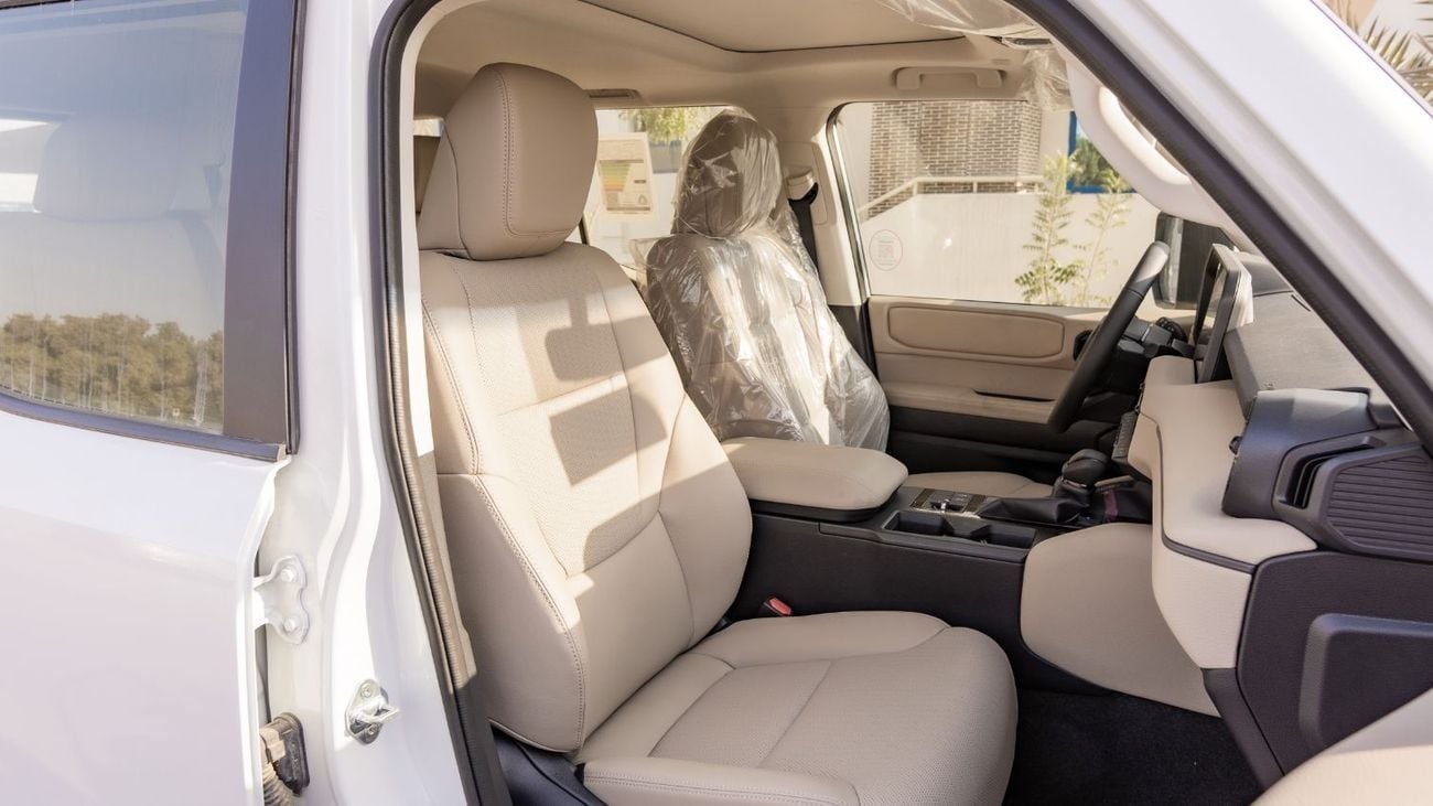 تويوتا برادو 2025 Toyota Prado TXL2 2.4L AT Petrol (White-Beige)