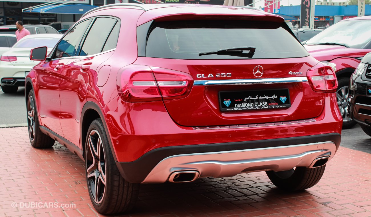 Mercedes-Benz GLA 250 4 Matic