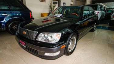 لكزس Ls 400 للبيع 36 500 درهم أسود 1998