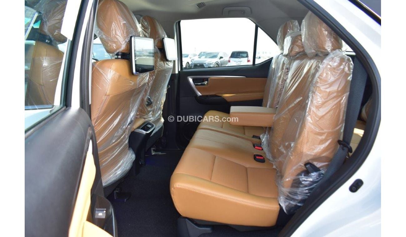 تويوتا فورتونر VXR Limited V6 4.0L Petrol Automatic