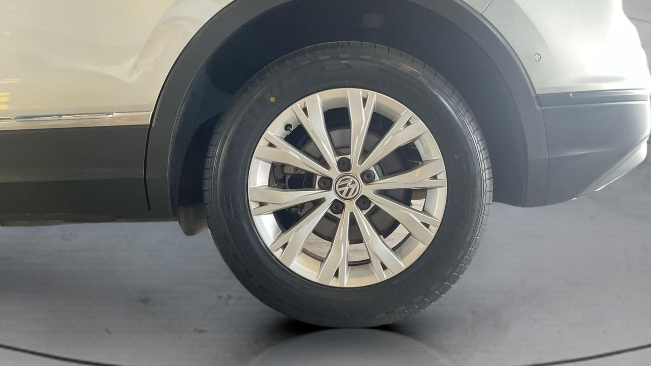 Volkswagen Tiguan SE 2.0L SE | Guaranteed Warranty | 0 Down Payment