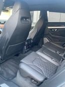 Lamborghini Urus STD 4.0T V8