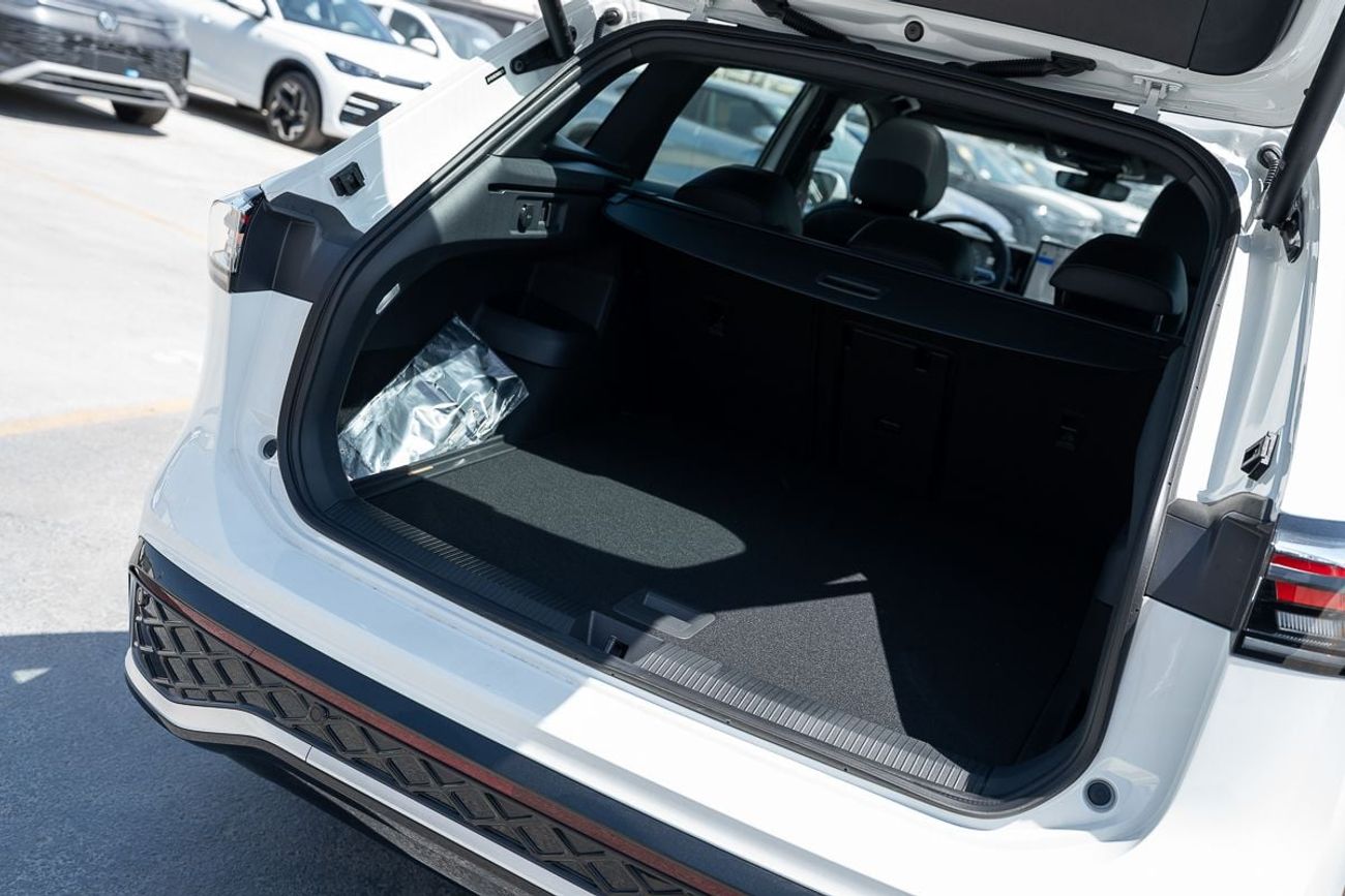 Volkswagen Tiguan Volkswagen Tiguan L Pro 380TSI AWD R-Line 2.0L Smart Premium Edition 2025