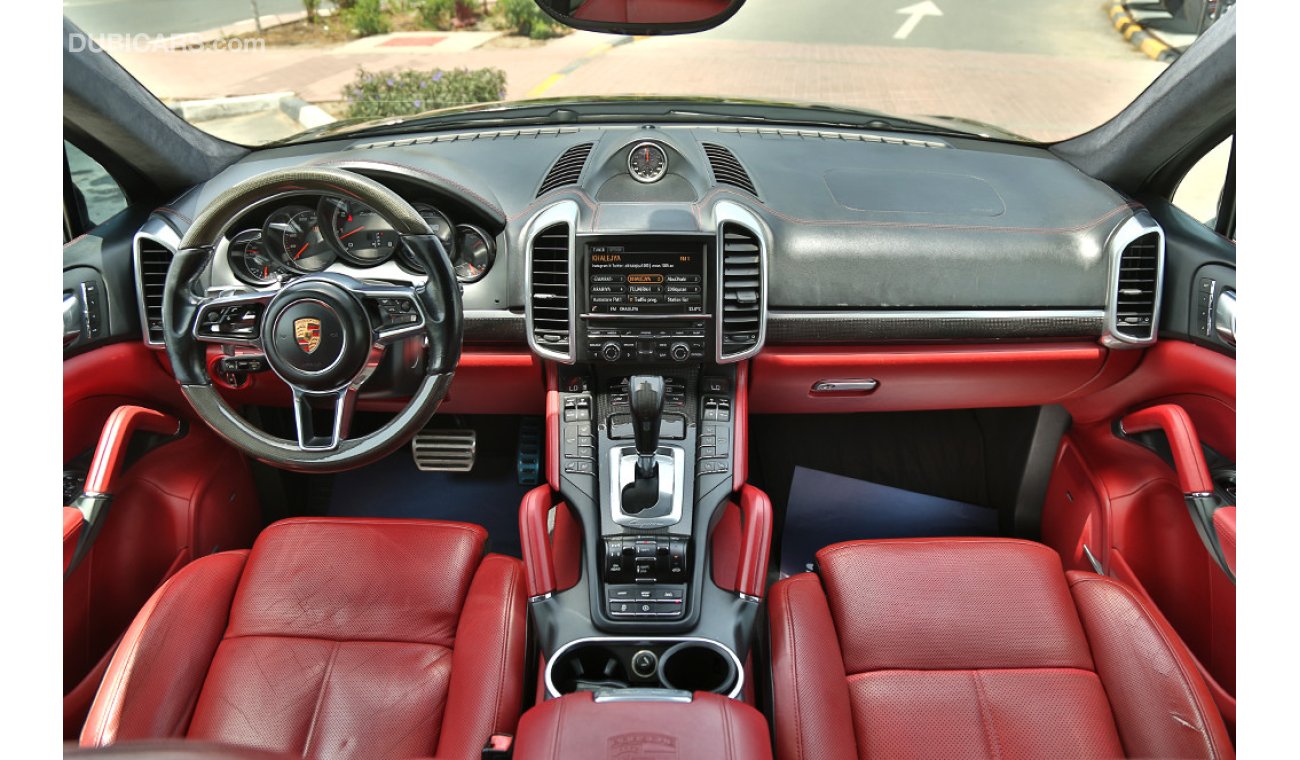 Porsche Cayenne Turbo 2015 Unlimited KM Warranty