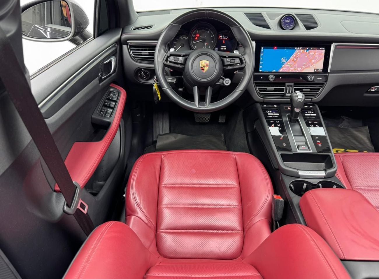 Porsche Macan T 2.0L (260 HP) 2023 Porsche Macan T, Warranty+Full Porsche Servie History, GCC