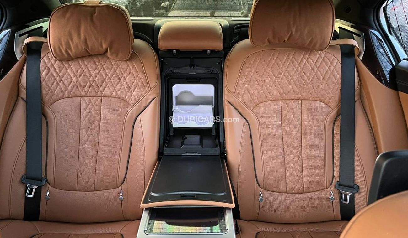 BMW 750Li Full options GCC X drive Dynamic