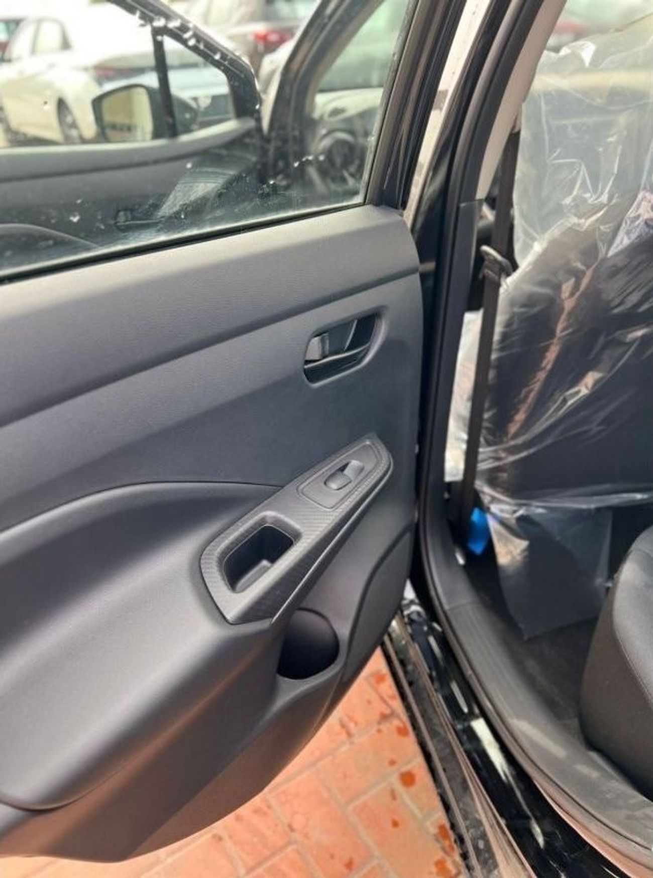 نيسان صني Nissan Sunny S 1.6L