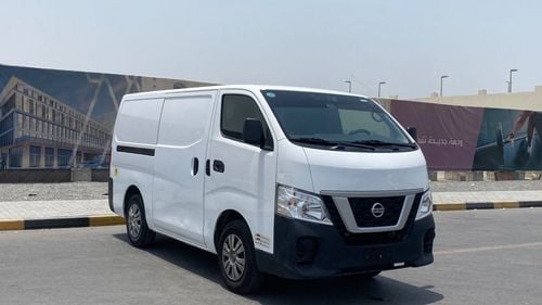 نيسان أورفان STD