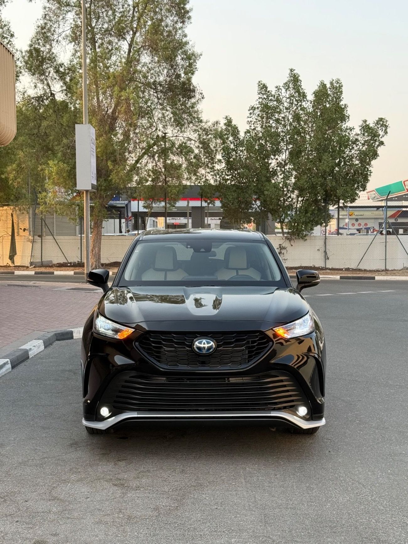 تويوتا هايلاندر LE 2.5L