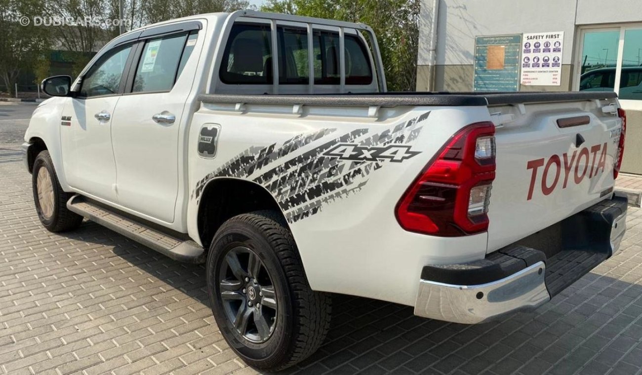 تويوتا هيلوكس NEW SHAPE DC DIESEL 2.4L 4x4  6AT A Steel wide, CAM, FAC,Cool Bx,CRC,B-LINER, DIFF,FOG,