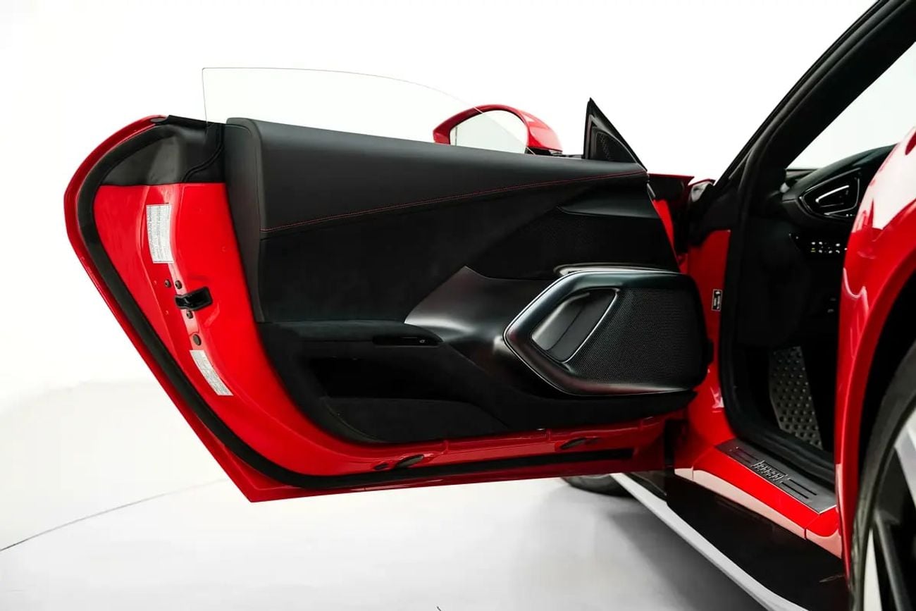 Ferrari 12Cilindri WITH 7 YEARS SERVICE CONTRACT