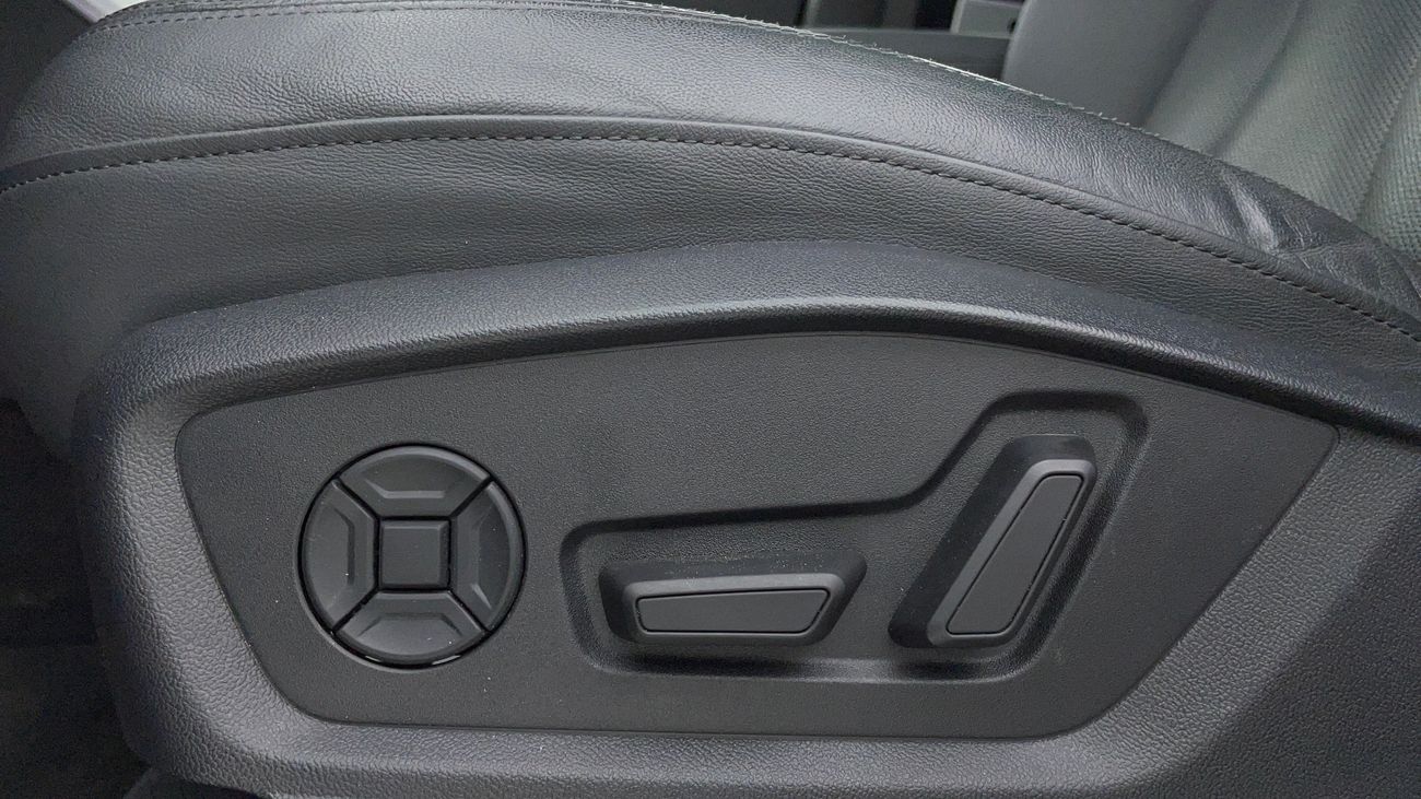 Audi Q7 55 TFSI S LINE LUXURY 3 | Zero Down Payment | Free Home Test Drive