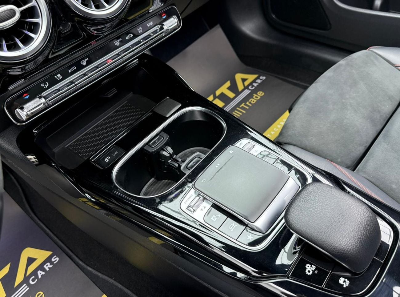 Mercedes-Benz CLA 35 AMG 2020 Mercedes Benz CLA35 AMG 4MATIC, 2027 Mercedes Service Pack, Full MB Service History, GCC