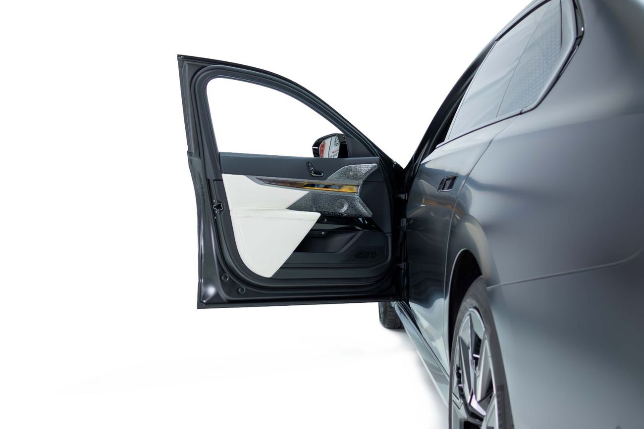 BMW M760e Frozen Black Matt-Special Order-High Specifications-M Sports Package-Rear Executive Lounge