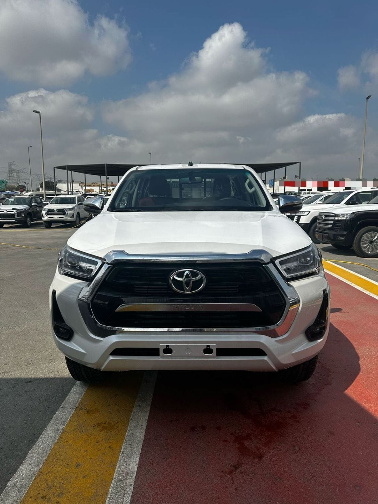 تويوتا هيلوكس GLX TOYOTA HILUX 2.4L DIESEL A/T MY 2026