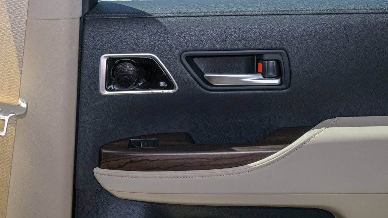 تويوتا لاند كروزر VXR 3.3L