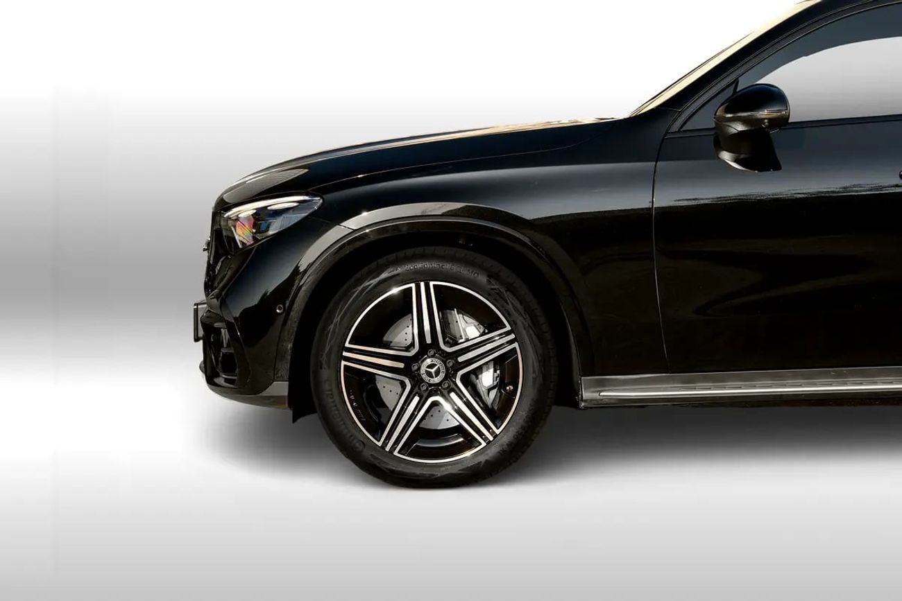 Mercedes-Benz GLC 200 4Matic JANUARY SAVINGS | EMC Mercedes-Benz Warranty Until 2029 | 0% Downpayment | AED 3,593  P/M |