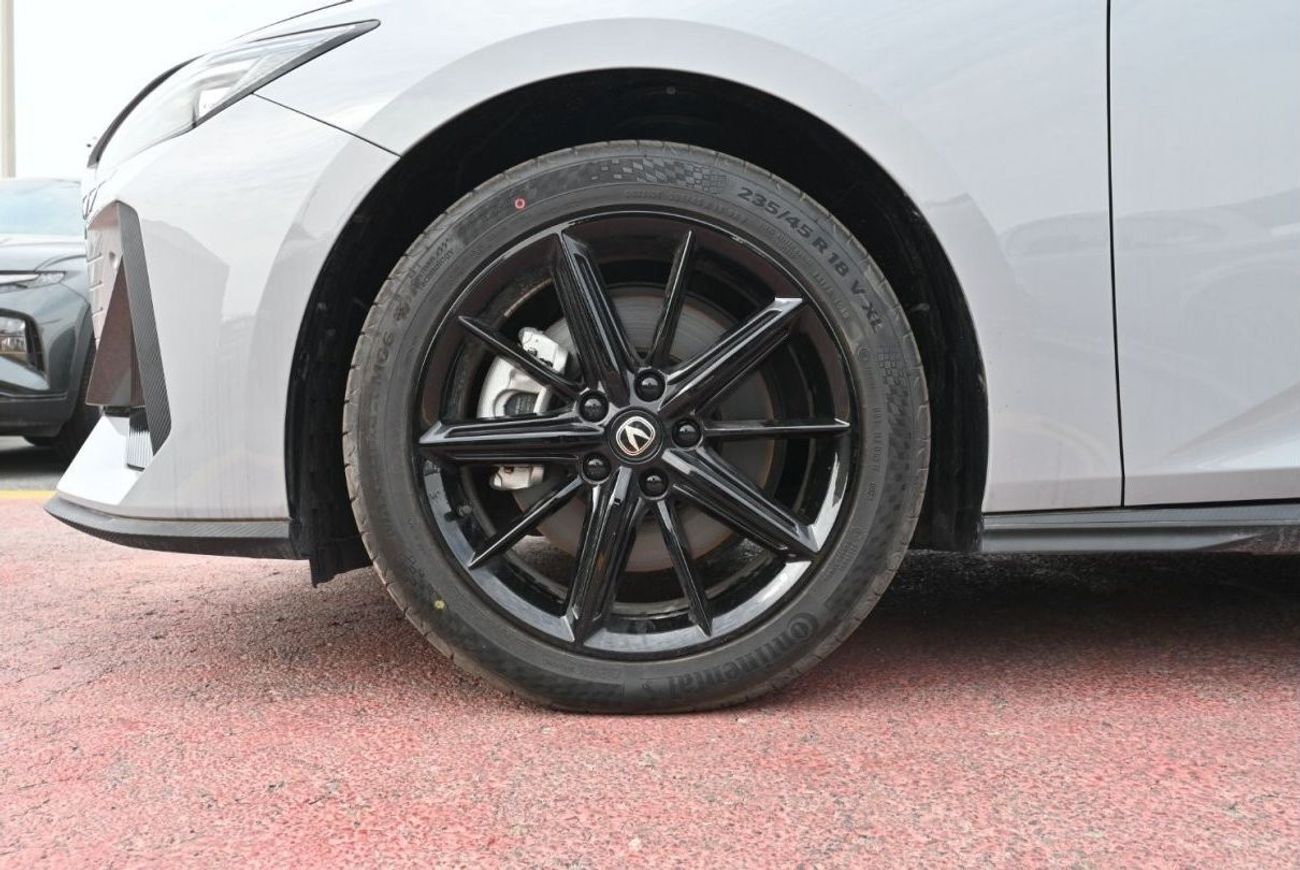 Changan Uni V Changan Uni-V 1.5L Turbo PHEV Nardo Grey Model 2023