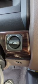 Toyota Land Cruiser 70 HT VXR