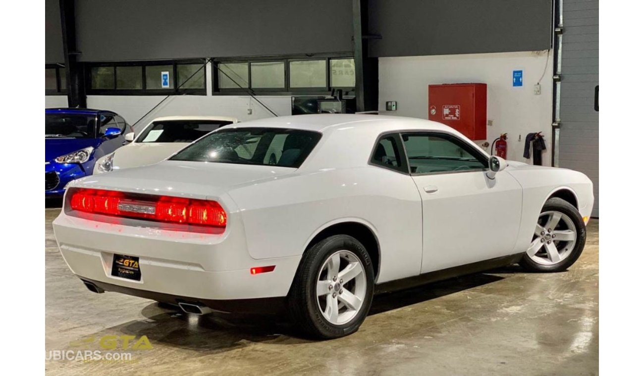 دودج تشالينجر 2014 Dodge Challenger 3.6 V6, Warranty, Low KM, GCC