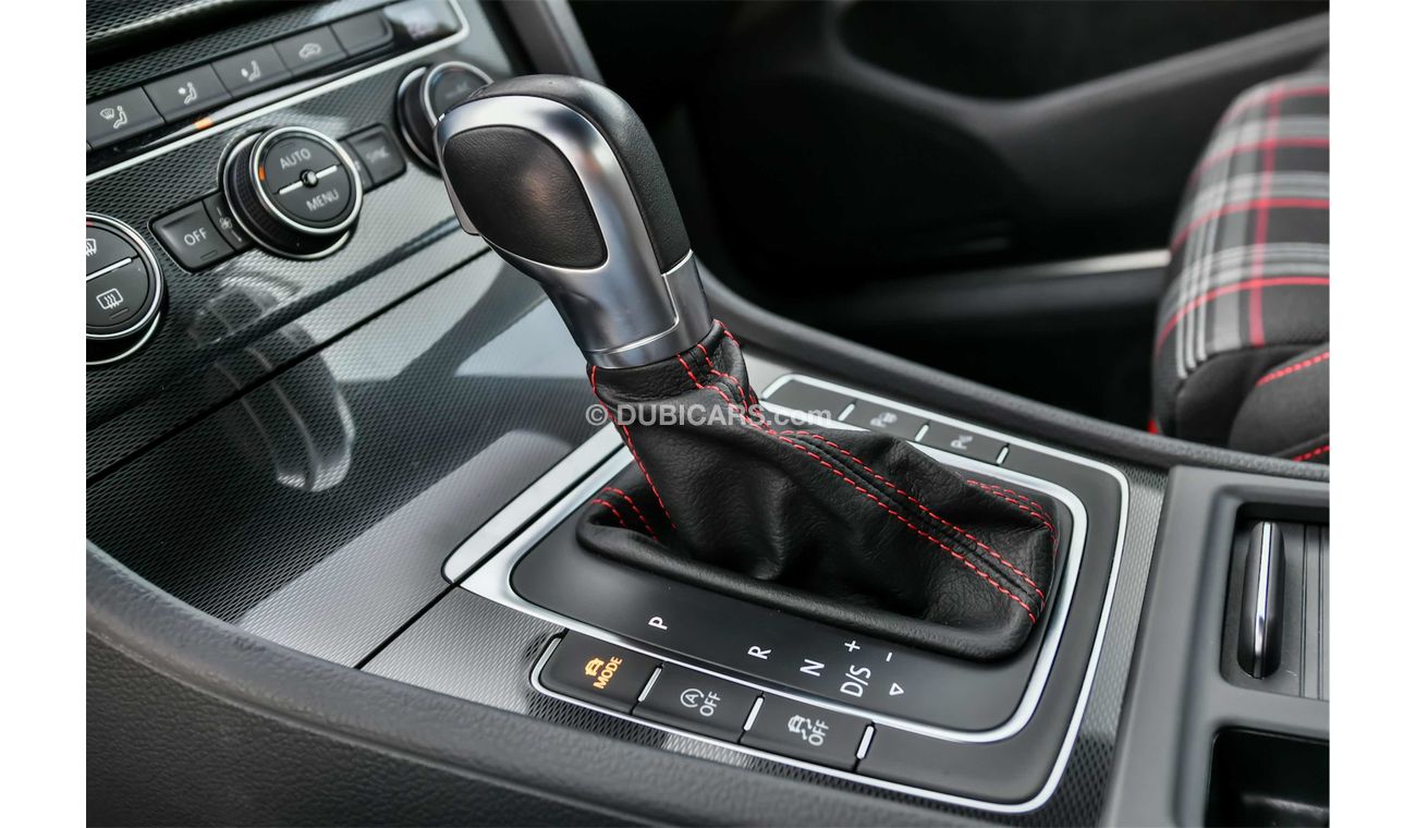 Volkswagen Golf GTI - 3 Y Warranty!I - GCC - AED 1,418 PER MONTH - 0% DOWNPAYMENT