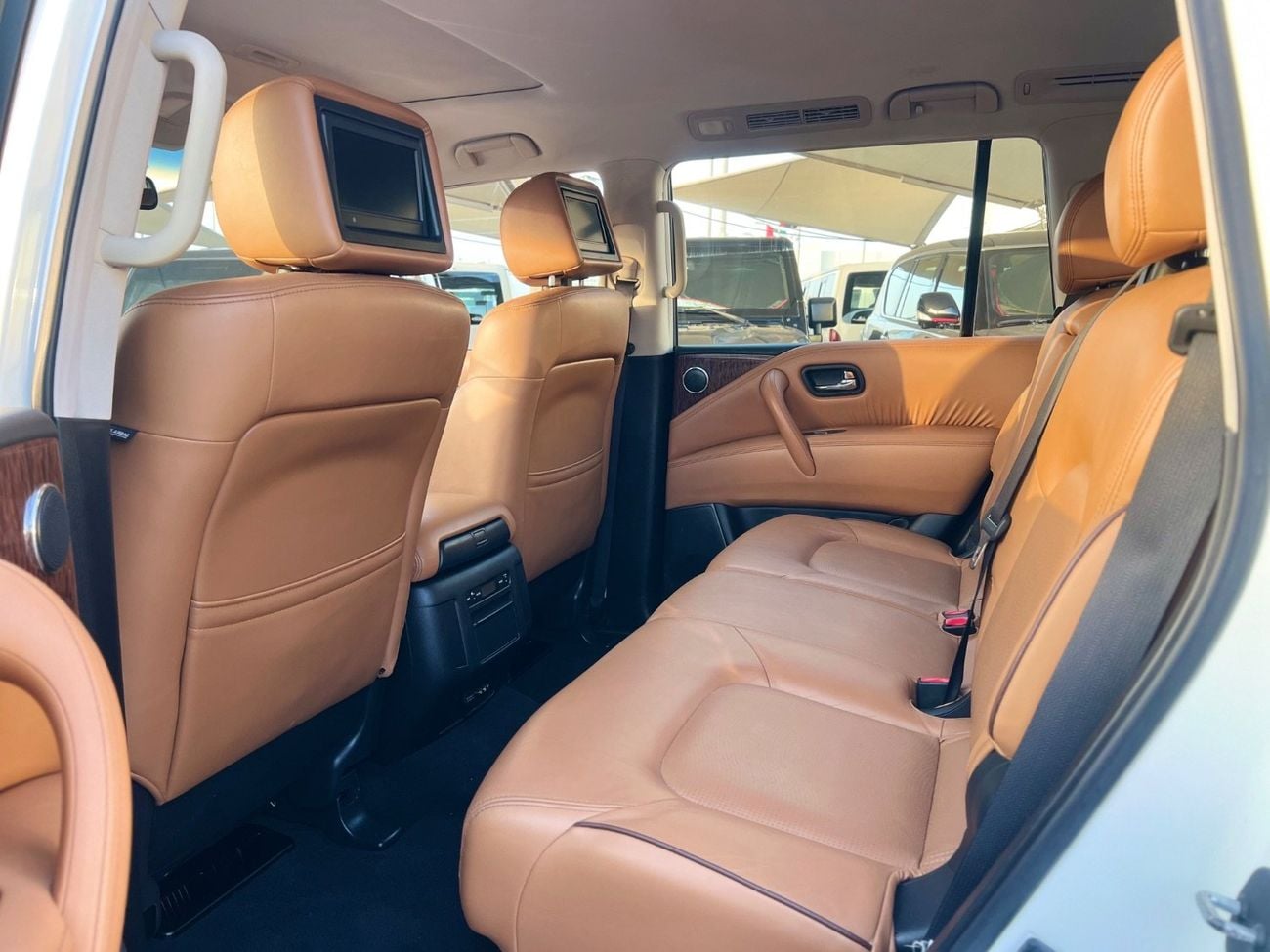 Nissan Patrol LE Platinum 5.6L Gcc