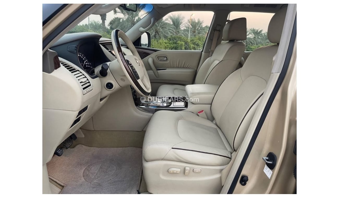 نيسان باترول NISSAN PATROL 400  V8  MODEL 2011( GCC_ SPEC) VERY GOOD CONDITION