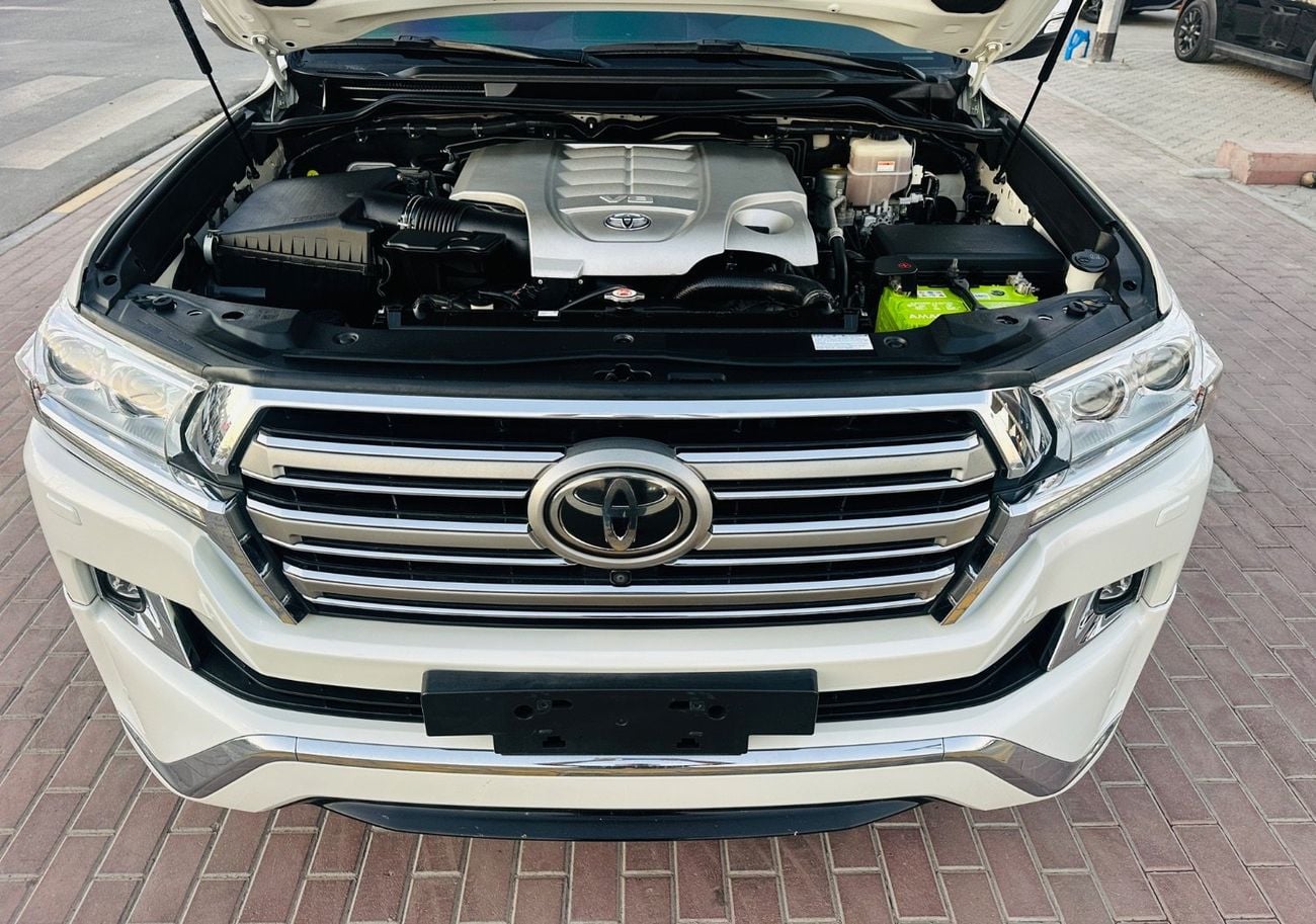 Toyota Land Cruiser VXR