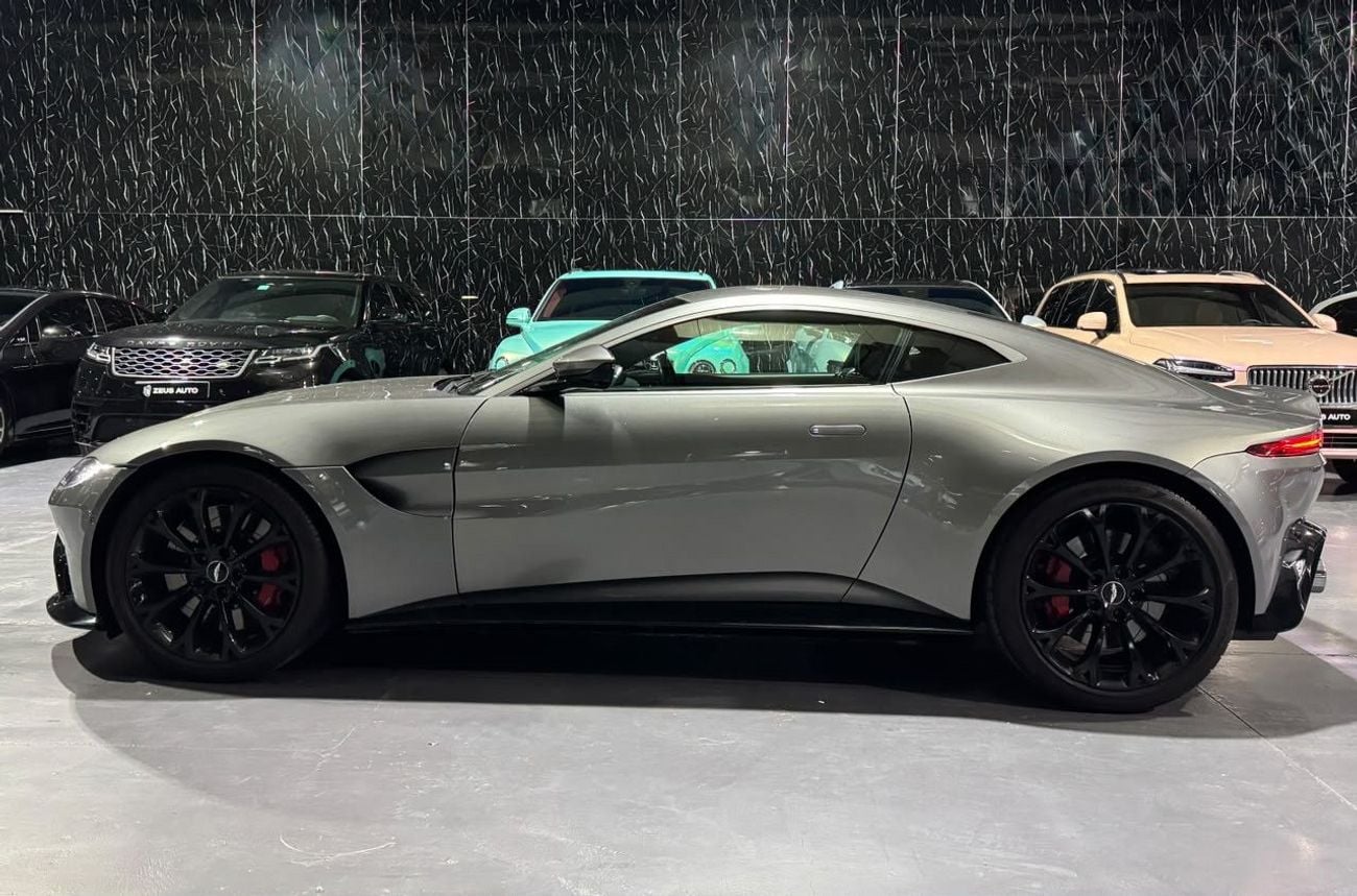 Aston Martin Vantage STD