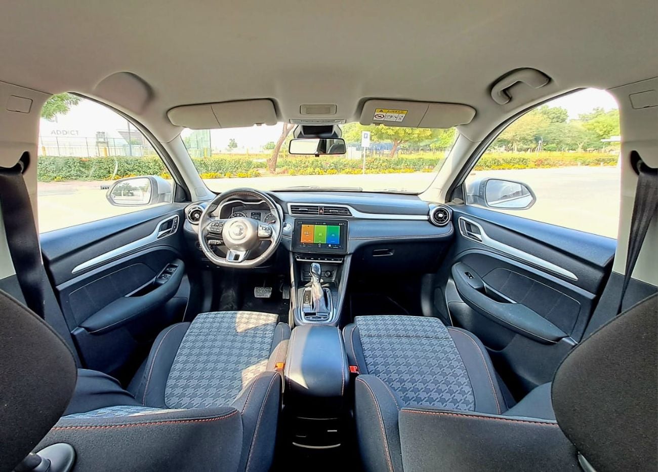 MG ZS COM 530-MONTHLY | GCC l Cruise, Camera, GPS l Accident Free