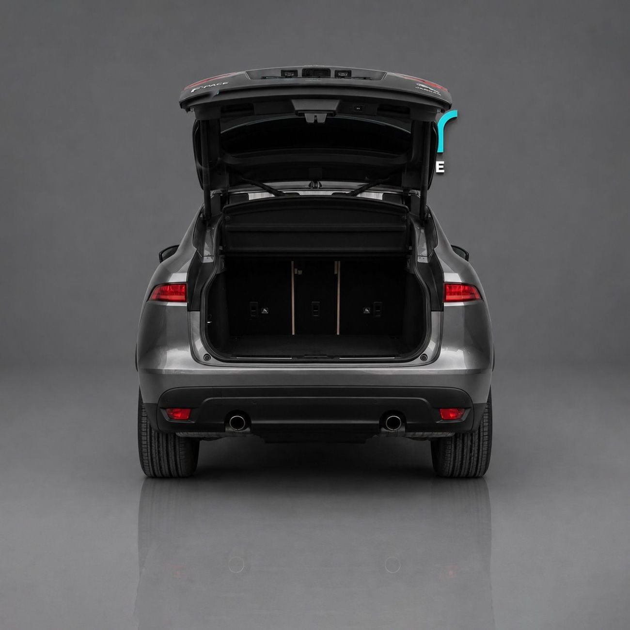 Jaguar F-PACE SE P250 AED 1,053 P.M • 0% Downpayment • Jaguar F-Pace 25T • 1 Year Warranty