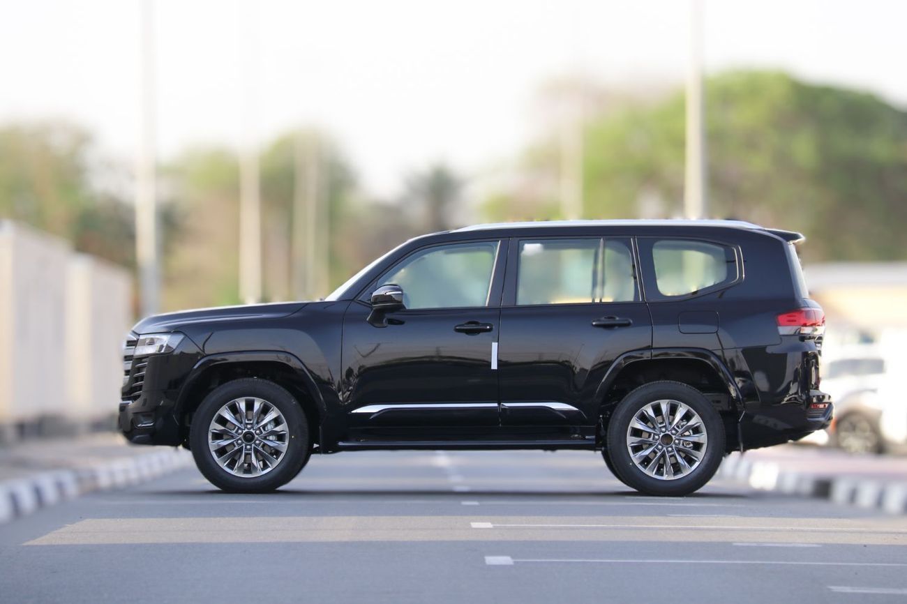 Toyota Land Cruiser GXR 3.5L Toyota Land Cruiser GXR | 3.5L Turbo | No Radar | Best Export price