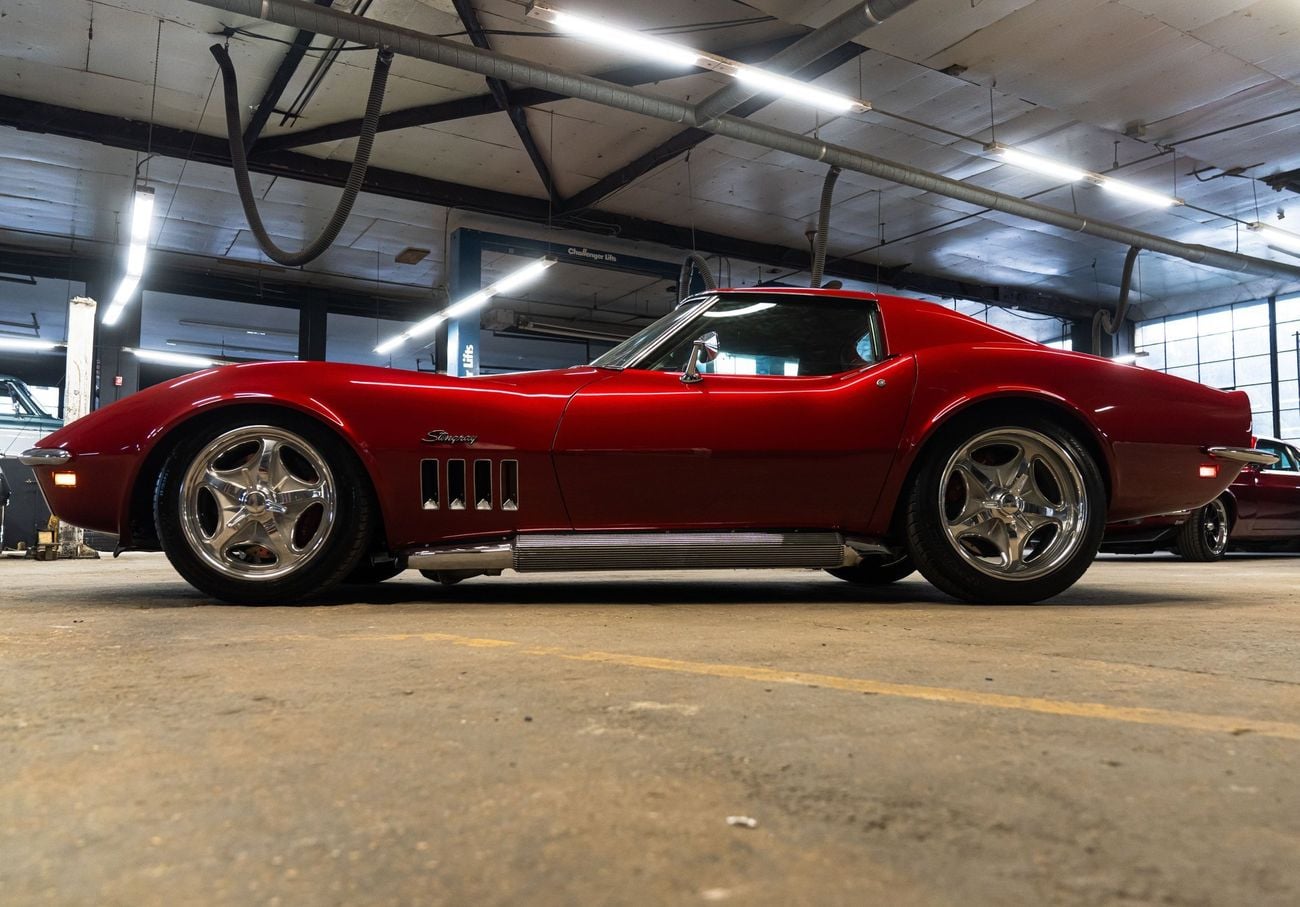 شيفروليه كورفت Stingray GM502 Hogan Intake 5 Speed Pro Touring Restomod