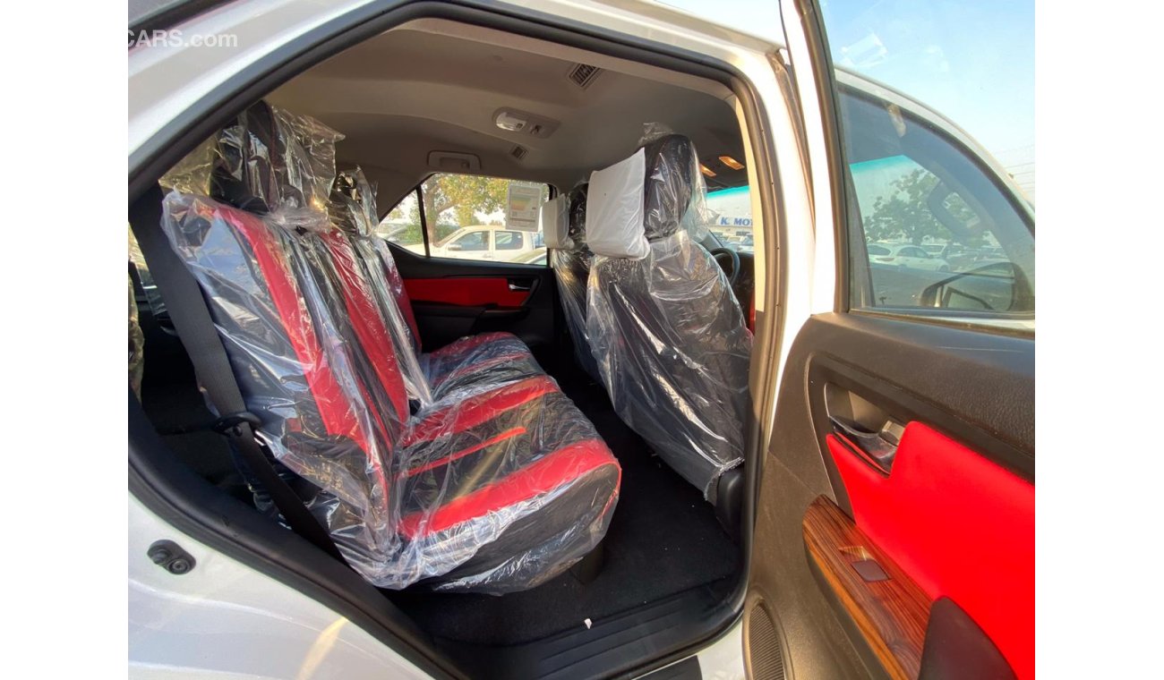 Toyota Fortuner 2.7L, TRD KIT, DVD Camera, Parking Sensors, Leather Seats, Alloy Rims (CODE # TFTRD)