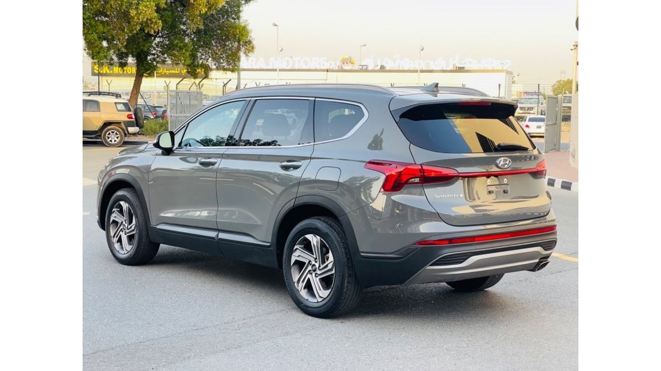 Hyundai Santa Fe 2023 SANTAFE LOW MILE full option