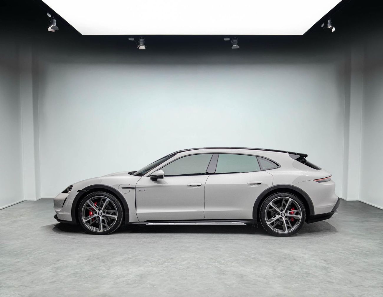 بورش تايكان 4S Cross Turismo