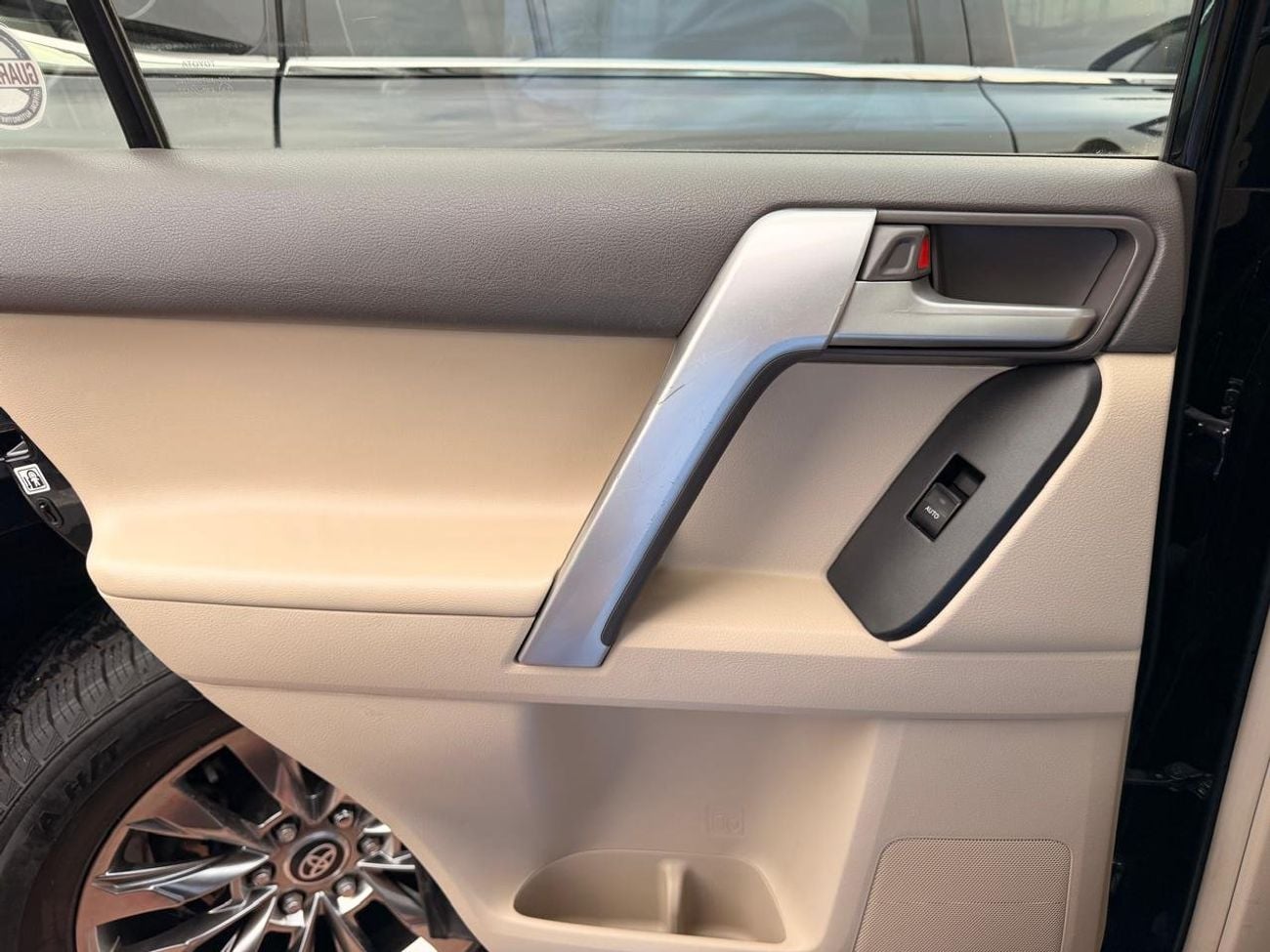 Toyota Prado VXR 4.0L 4WD