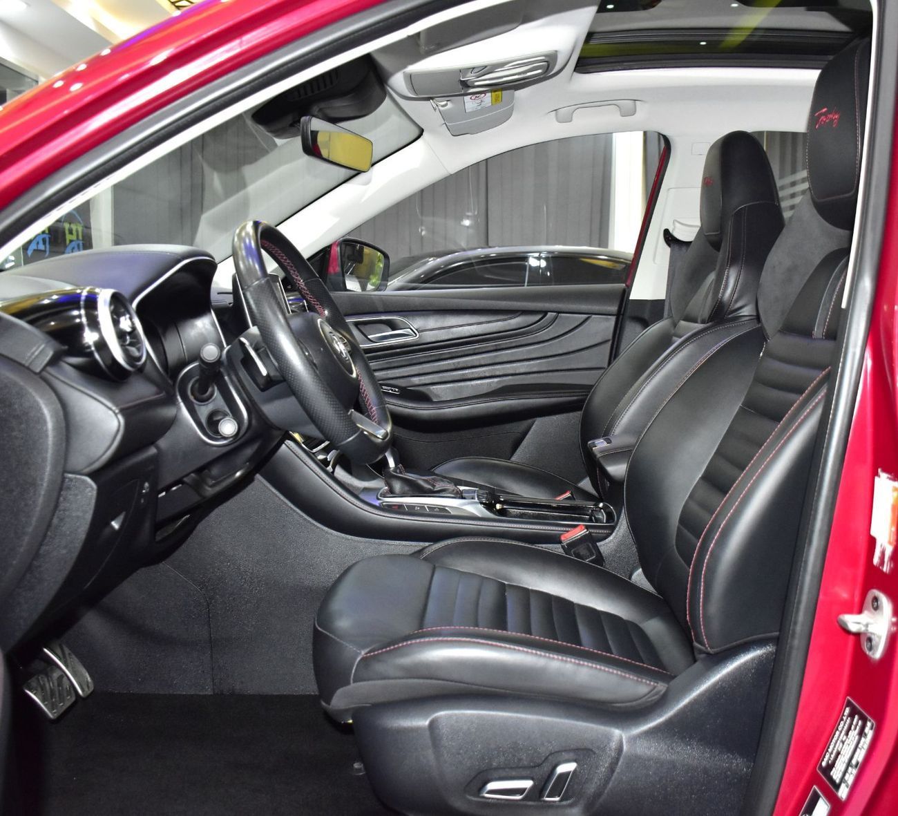 MG HS EXCELLENT DEAL for our MG HS Trophy ( 2021 Model ) in Red Color GCC Specs