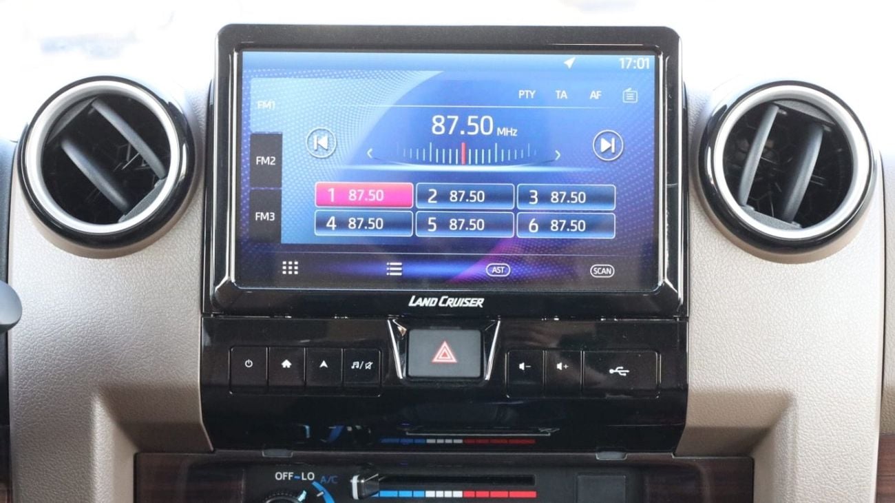 Toyota Land Cruiser 70 S-DLX 2.8L (5 Door)